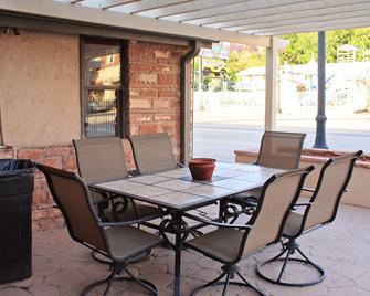 Bowen Motel - Moab - Patio