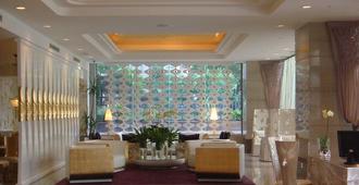 Monarch Skyline Hotel - Taoyuan City