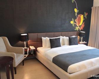 Segara Suites - Subic Bay Freeport Zone - Bedroom