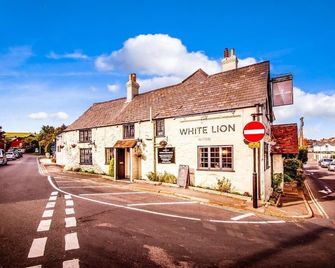 The White Lion - ונטנור - בניין