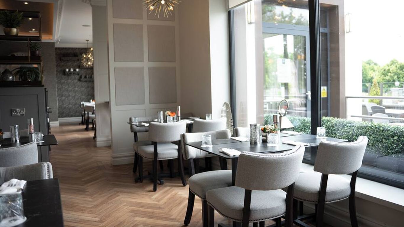 Killarney Oaks Hotel