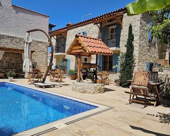 Kugu Urla - Urla - Piscina