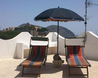 Villa Alba Chiara - Lipari - Balcón