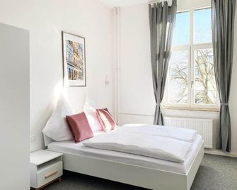 Best Boarding House - Hanau - Schlafzimmer