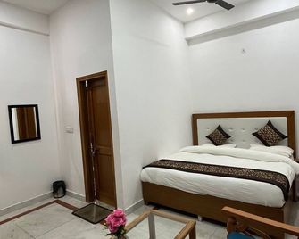 Srh Hotel - Greater Noida - Schlafzimmer