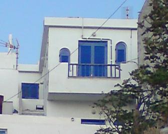 Haralabis Family Home - Astypálaia - Building