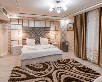 Oydin Plaza Hotel - Namangán - Habitación