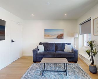 Ocean's Edge Luxury Rentals - Ocean City - Sala de estar
