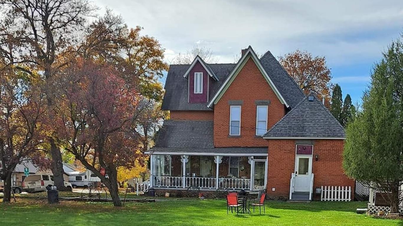 The Mays Place Bed and Breakfast