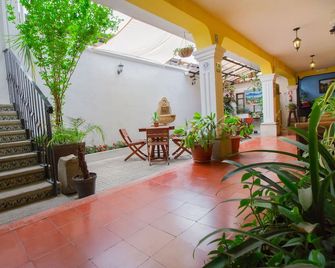 Posada Doña Luisa - Antigua Guatemala - Patio