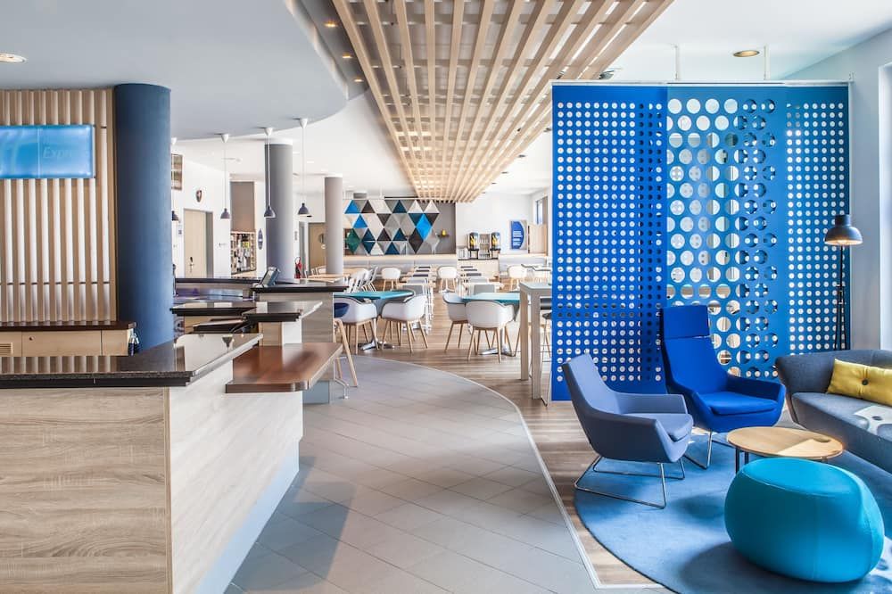 هوليداي إن إكسبرس ميايتشت يات آيإيٓ،ر باي آيتش جي