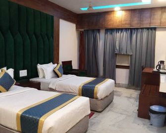 Hotel Taj Darbar Gaya - Gaya - חדר שינה