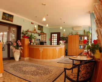 Hotel Panoramica - Bardolino - Receção