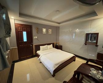 Thanh Thu 1 Hotel - Kon Tum - Habitación