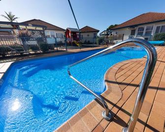 Forster Holiday Village - Forster - Pool