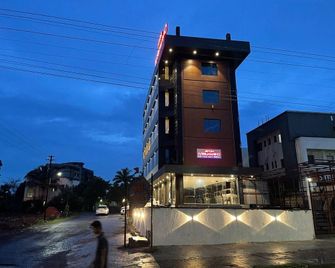 Hotel Chiranjeevi - Kolhapur - Edifício