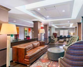 Best Western Plus Olathe Hotel - Olathe - Lounge