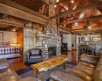 Windy Point Cabins, Llc. - Neillsville - Sala de estar