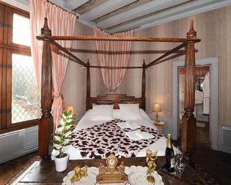 Chateau De Jallanges - Vouvray - Schlafzimmer