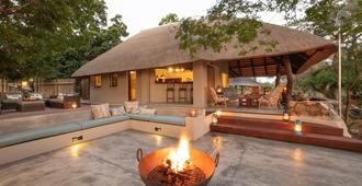 Nyala Safari Lodge - Hoedspruit - Building