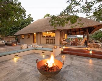 Nyala Safari Lodge - Hoedspruit - Building