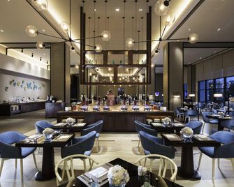 نوفوتل هيفي صناك - خفى - مطعم