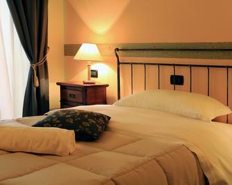 Hotel L'Aquila - L’Aquila - Bedroom