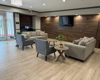 Candlewood Suites La Porte By IHG - La Porte - Salónek