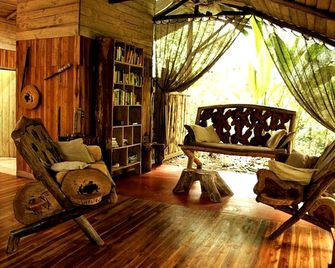 Danta Corcovado Lodge - Puerto Jiménez - Sala de estar