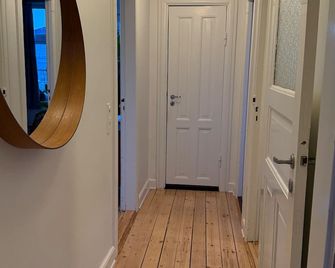 Fantastic villa with large garden! Only 20 minutes by bike from the center of KBH. - Copenhague - Couloir