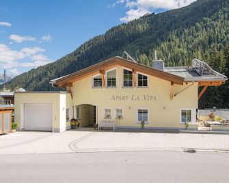 Apart La Vita - Sankt Anton am Arlberg - Building
