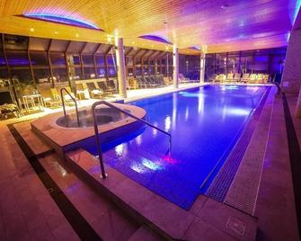 Hotel Eden - Câmpulung Moldovenesc - Pool