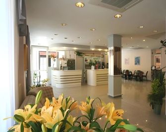 Hotel Lory - Chianciano Terme - Reception