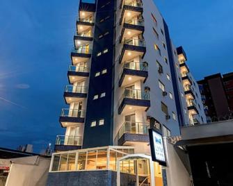 Lym Flat Hotel - Uberlândia - Edificio