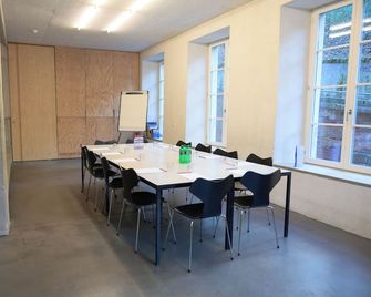 Basel Youth Hostel - Basilea - Sala riunioni