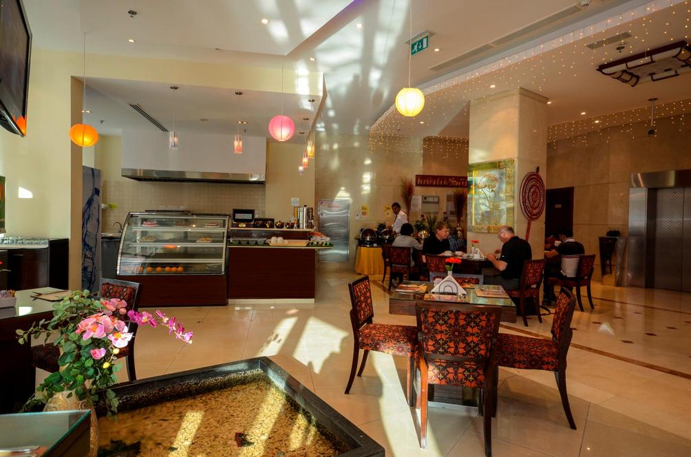 Parkside Suites Discovery Gardens Aed 211 A E D 2 1 7