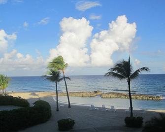 Your Oceanside Retreat Awaits! - North Side - Beach