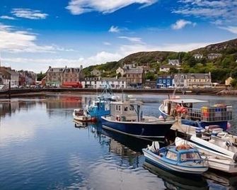 Penlea ~ 1 bedroom Flat with Harbour view - Tarbert