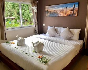 Wanpratheep Village Kohphangan - Ko Pha Ngan - Bedroom