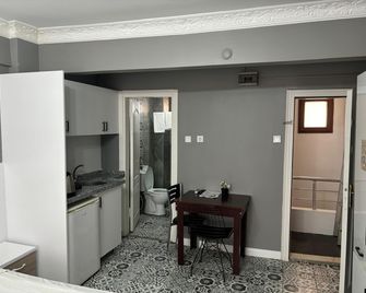 Mara Suite Taxim - Istanbul - Kitchen