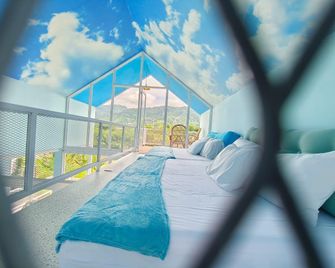 Rumamamah Glamping Cabin - Puncak - Bedroom