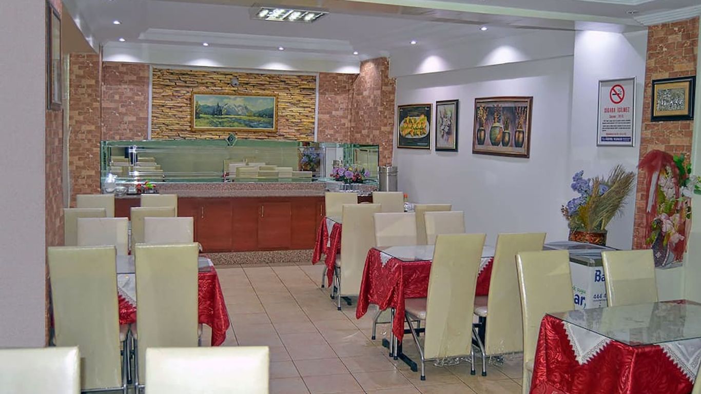 Yunus Hotel