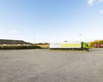 Days Inn by Wyndham Sutton Scotney North - Winchester - Buffet