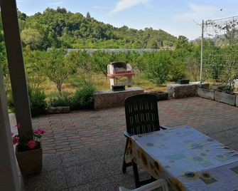 In the countryside 7 km from Lake Garda. - Gavardo - Balcón