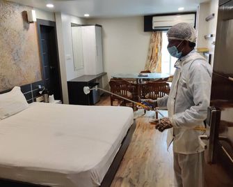 Hotel Shree Vatika - Bhopal