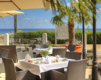 Strandhotel Atlantic - Seebad Bansin - Patio