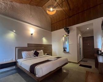 Chill Berg Resort - Bodimettu - Pooppara - Habitación