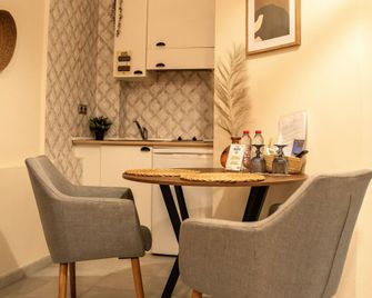 Apartamentos Vita Center - Granada - Comedor