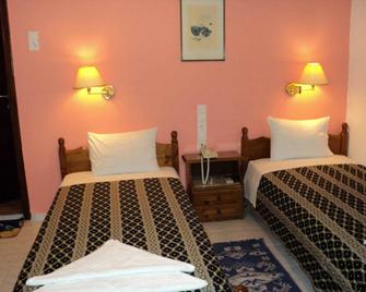 Hotel Palladion - Karterados - Bedroom