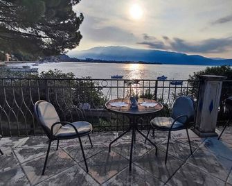 Hotel Villa Maria Au Lac - Estella Hotels Italia - Toscolano Maderno - Parveke